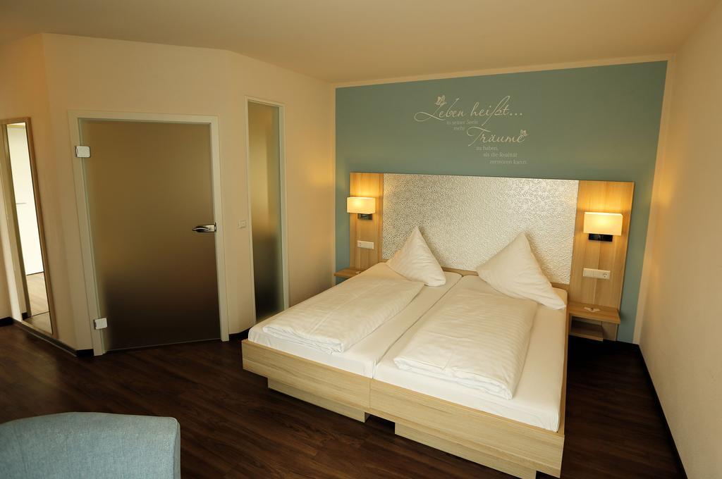 Hotel Donaublick Scheer Εξωτερικό φωτογραφία
